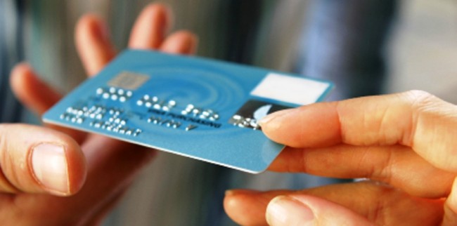 Credit Cards Swiping's Sting and Satisfaction